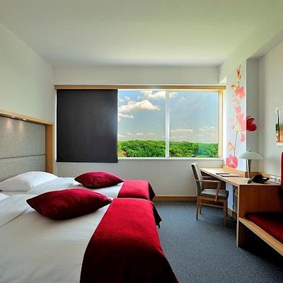 Rebro Hotel