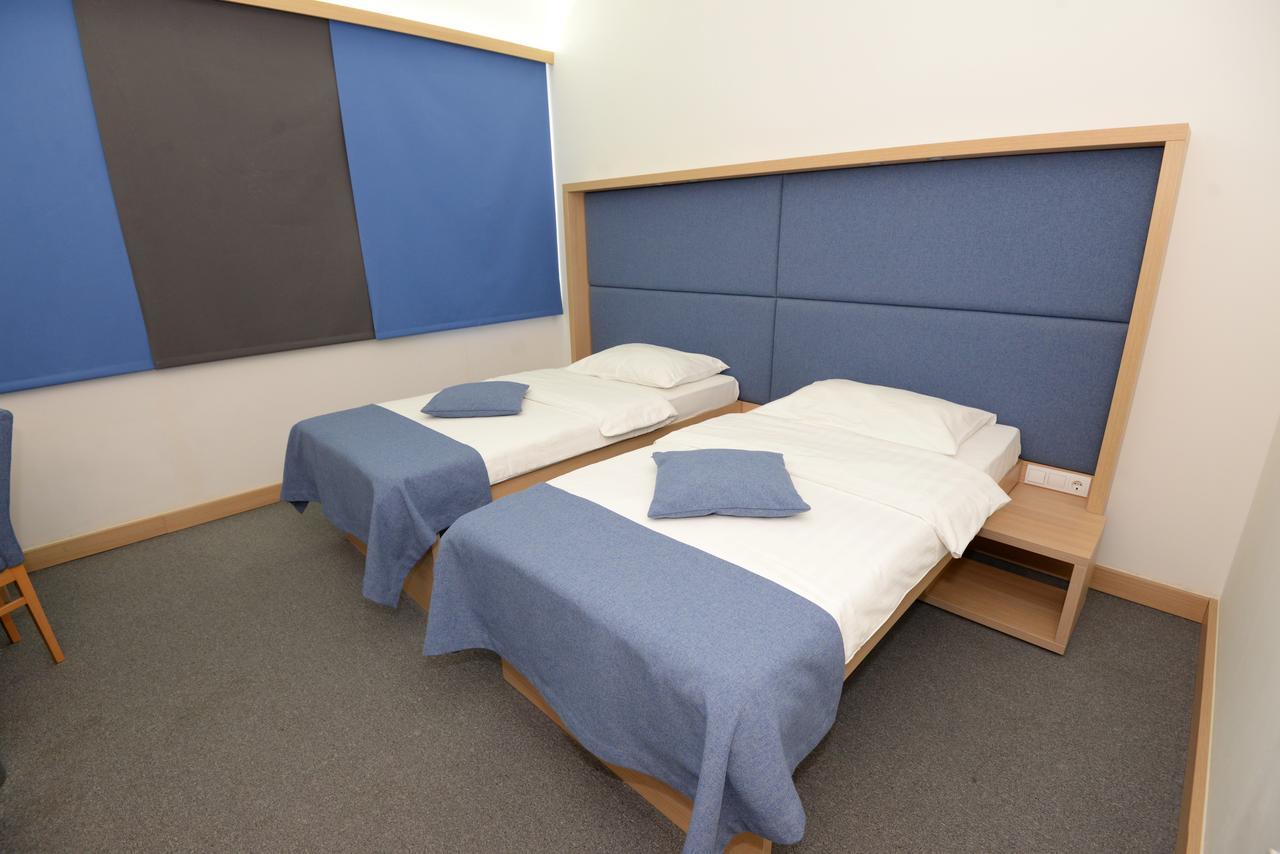 Hotel Rebro 3*