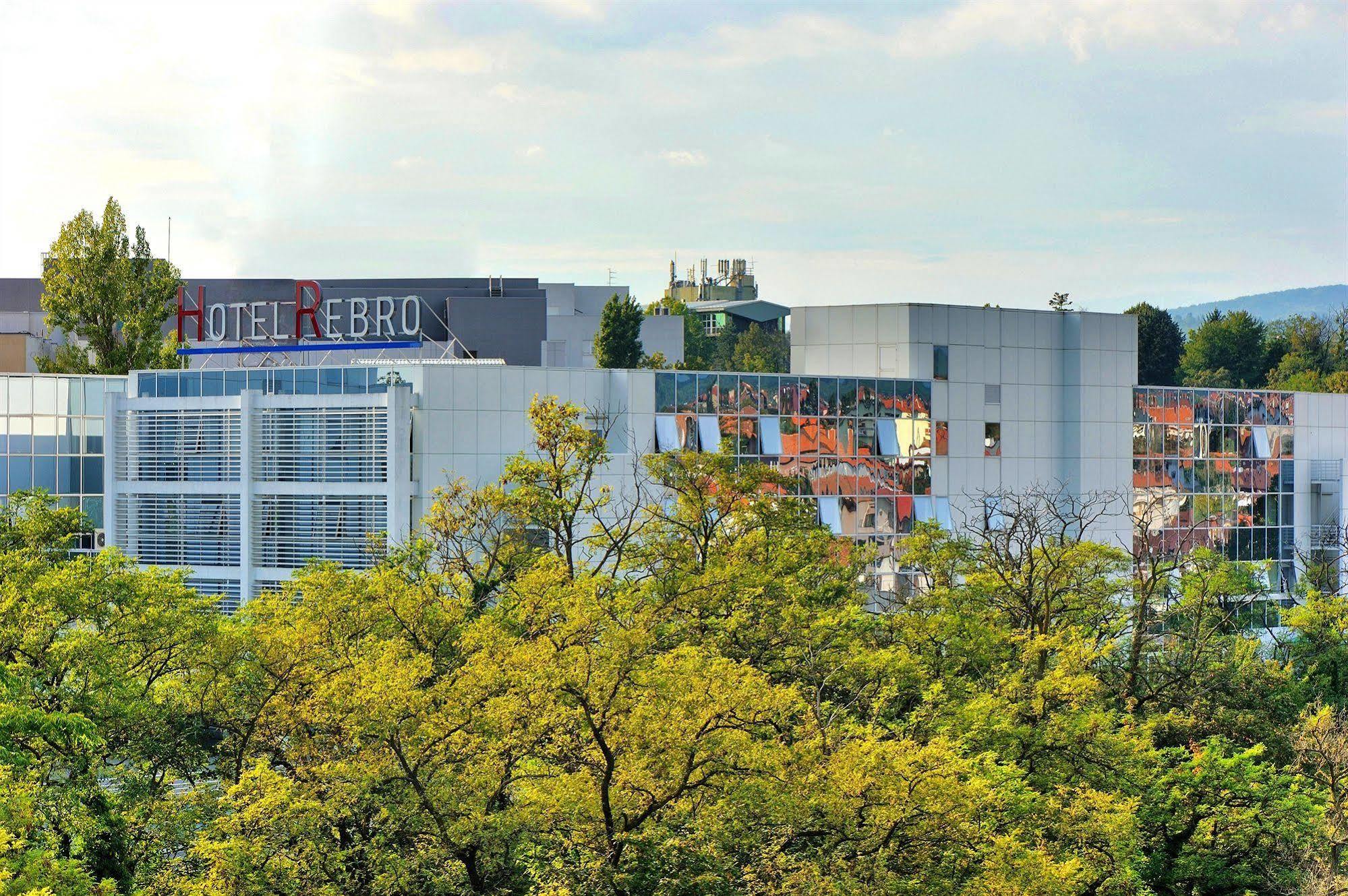 Rebro Hotel