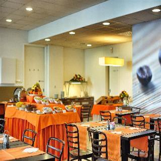 Rebro Hotel 3*
